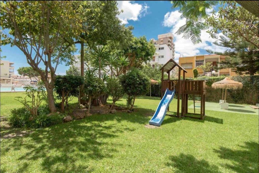 Magnifico Apartamento En La Carihuela, Torremolino Торемолинос Екстериор снимка