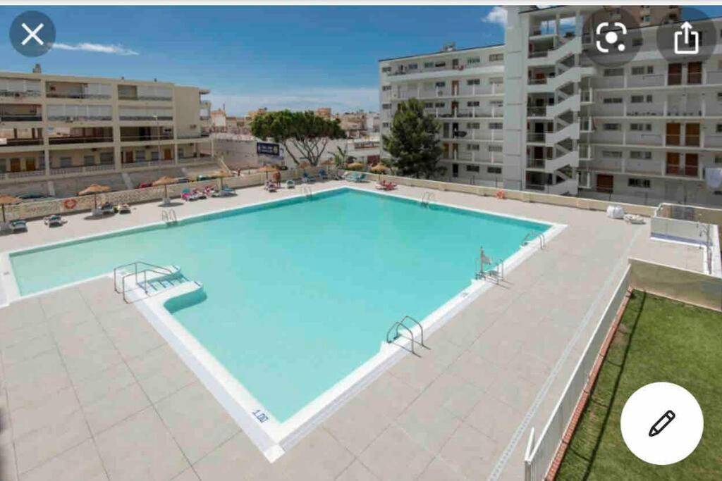 Magnifico Apartamento En La Carihuela, Torremolino Торемолинос Екстериор снимка